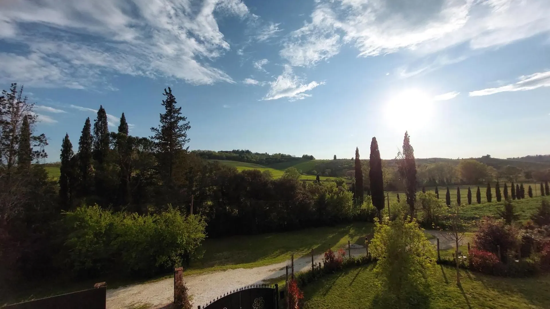 Appartamento indipendente con piscina e giardino Empoli
